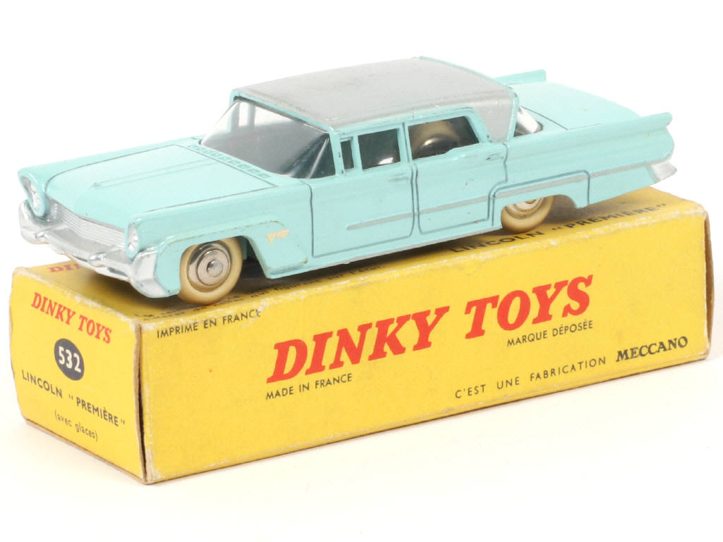 Lot 182 - DINKY TOYS (FRANCE) (1)