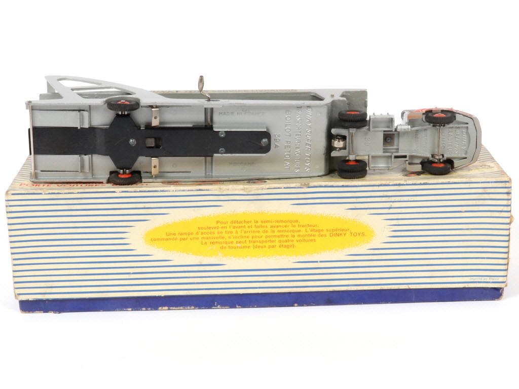 Lot 216 - DINKY TOYS (FRANCE) (1)