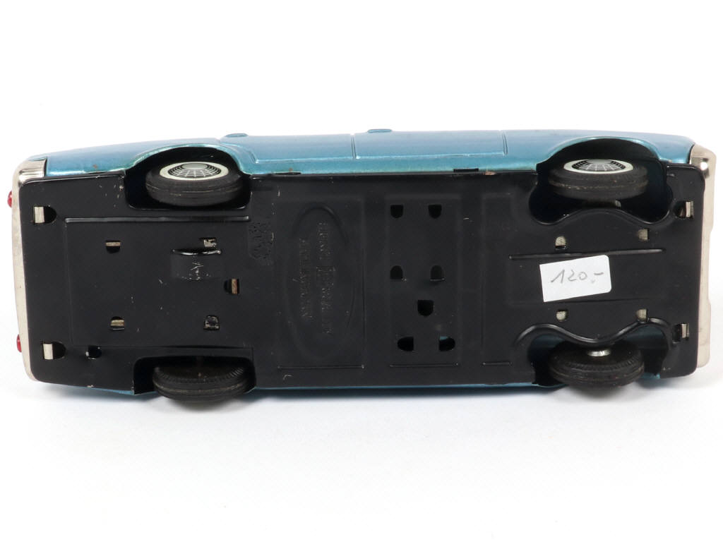 Lot 82 - BANDAÏ (JAPON) (1)