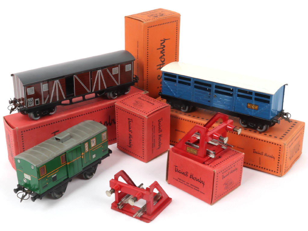 Lot 28 - HORNBY 'O' (FRANCE) (5)