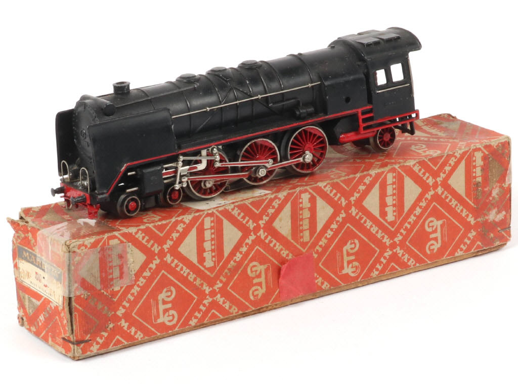 Lot 32 - MÄRKLIN 'HO' (ALLEMAGNE) (1)