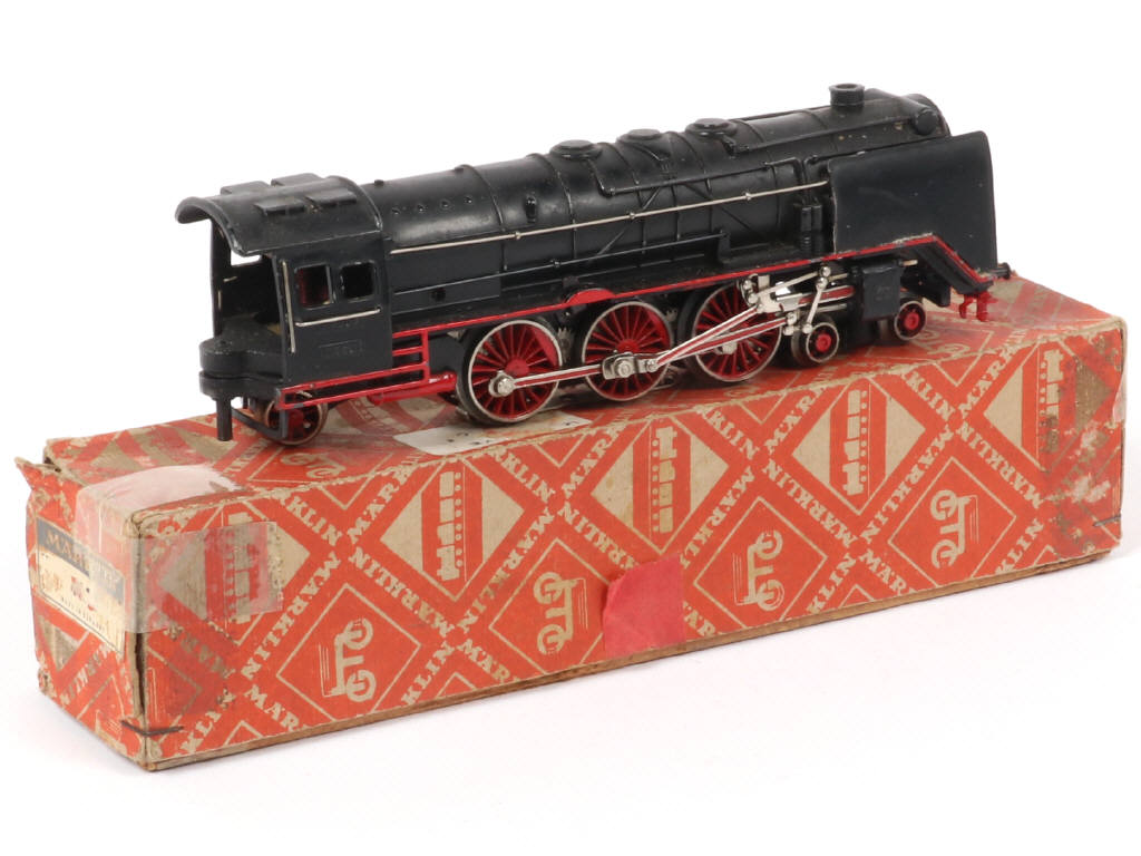 Lot 32 - MÄRKLIN 'HO' (ALLEMAGNE) (1)