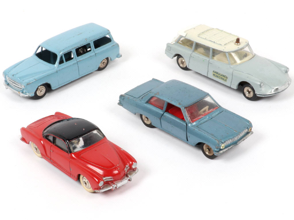 Lot 253 - DINKY TOYS (FRANCE) (4)