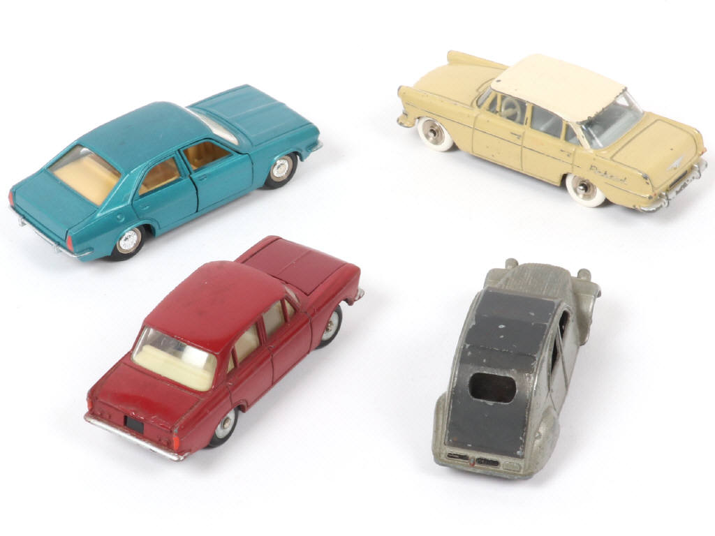Lot 244 - DINKY TOYS (FRANCE) (4)