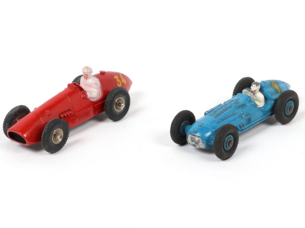 Lot 224 - DINKY TOYS (FRANCE) (2)
