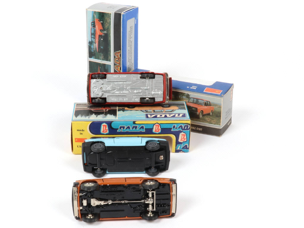 Lot 62 - DIVERS (RUSSIE) (3)
