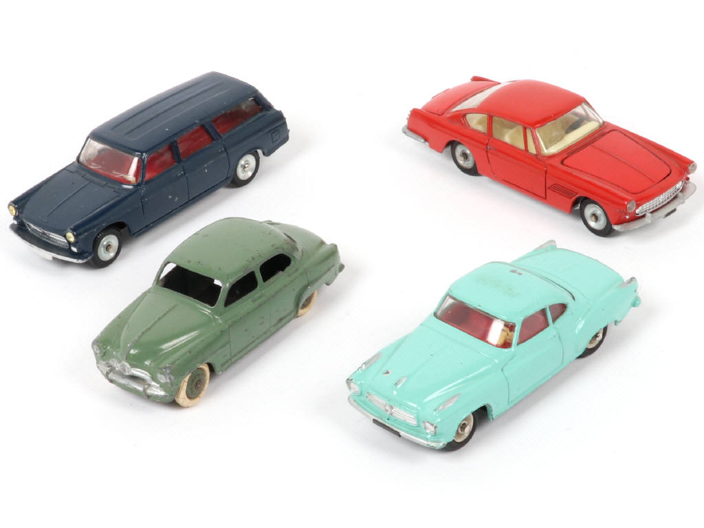 Lot 245 - DINKY TOYS (FRANCE) (4)