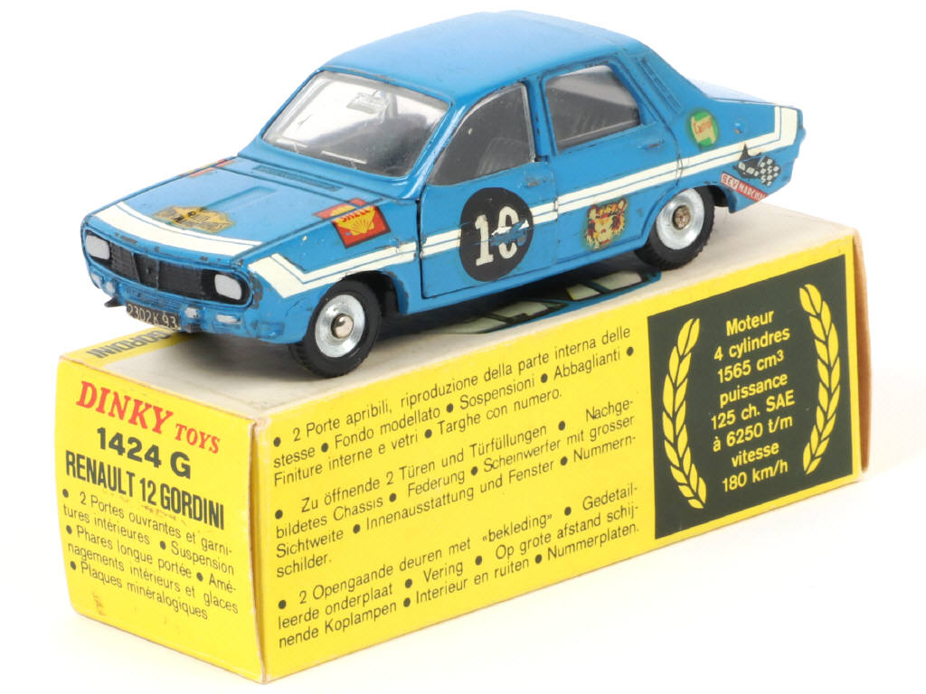 Lot 213 - DINKY TOYS (FRANCE) (1)