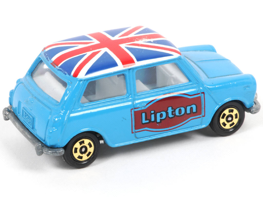 Lot 204 - TOMICA (JAPON) (1)