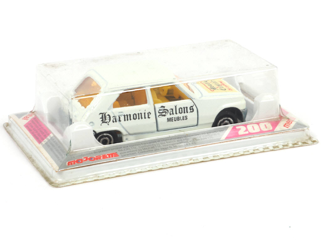 Lot 21 - MAJORETTE (FRANCE) (1)