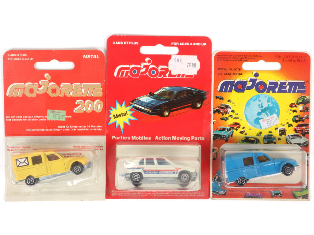 Lot 45 - MAJORETTE (FRANCE) (3)