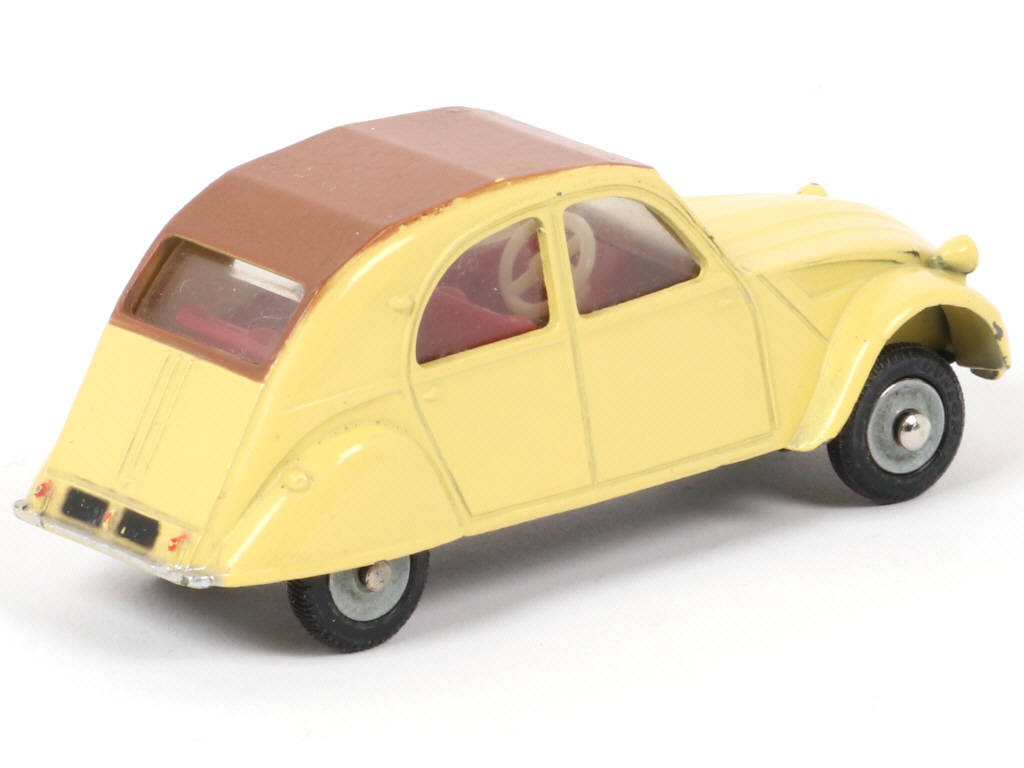 Lot 150 - DINKY TOYS (FRANCE) (1)