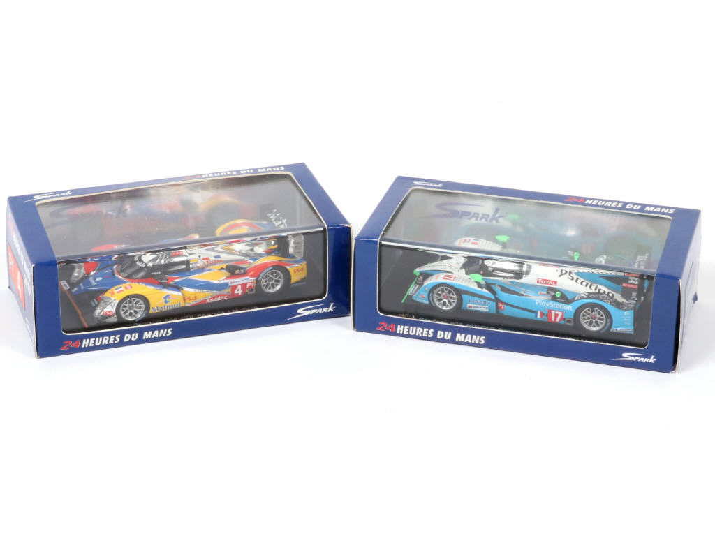 Lot 26 - SPARK (MACAU) (2)