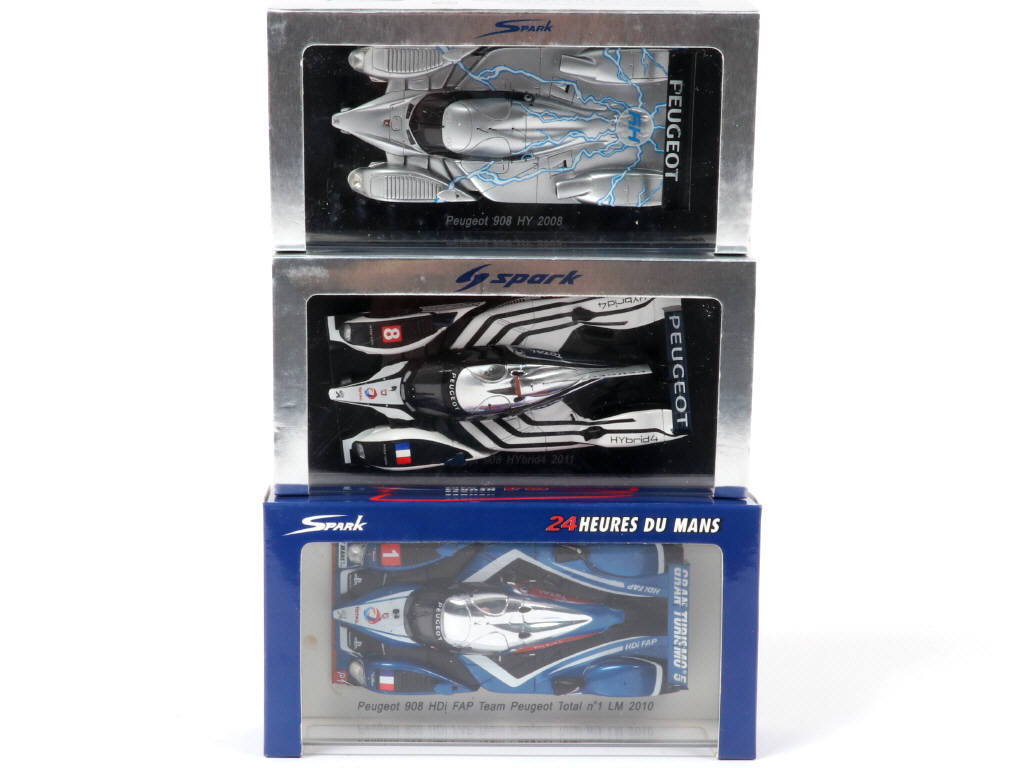 Lot 30 - SPARK (MACAU) (3)