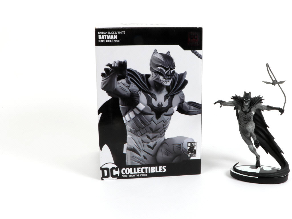 Lot 132 - DC COLLECTIBLES (CHINE) (1)