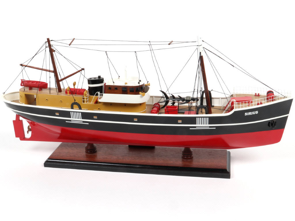 Lot 51 - DIVERS (1)