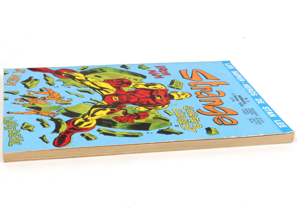 Lot 110 - EDITIONS LUG (FRANCE) (1)