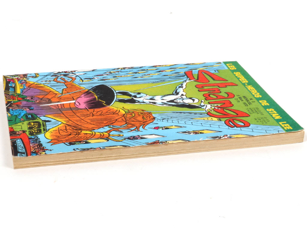 Lot 111 - EDITIONS LUG (FRANCE) (1)