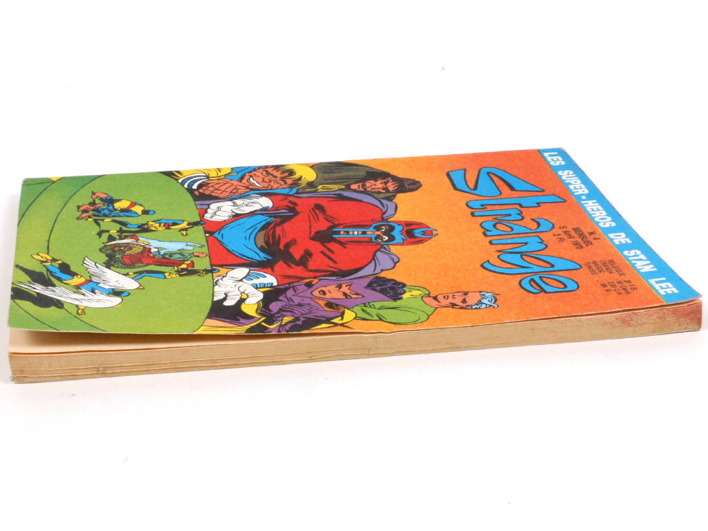 Lot 112 - EDITIONS LUG (FRANCE) (1)