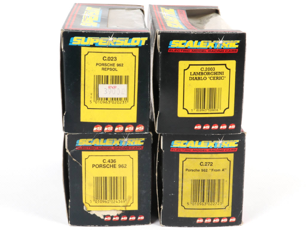 Lot 21 - SCALEXTRIC (GB) (4)