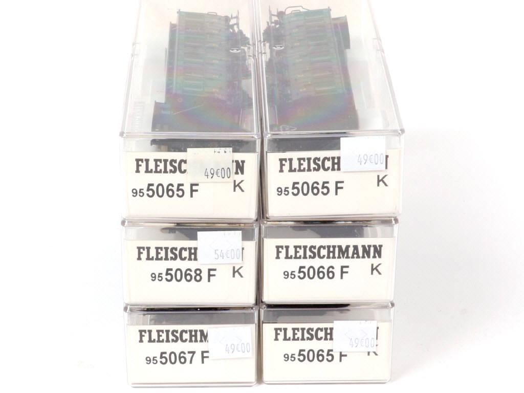 Lot 41 - FLEISCHMANN 'HO' (ALLEMAGNE) (8)