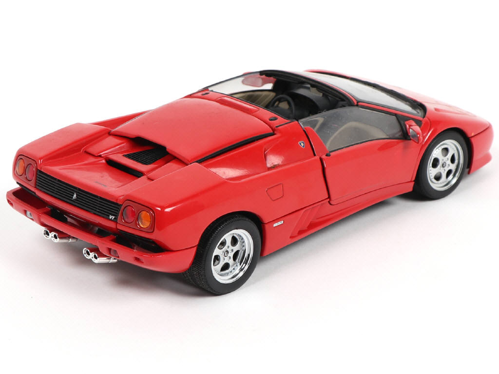 Lot 17 - AUTOART (ALLEMAGNE) (1)