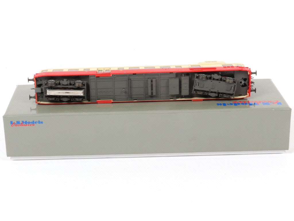 Lot 11 - L.S. MODELS 'HO' (BELGIQUE) (1)