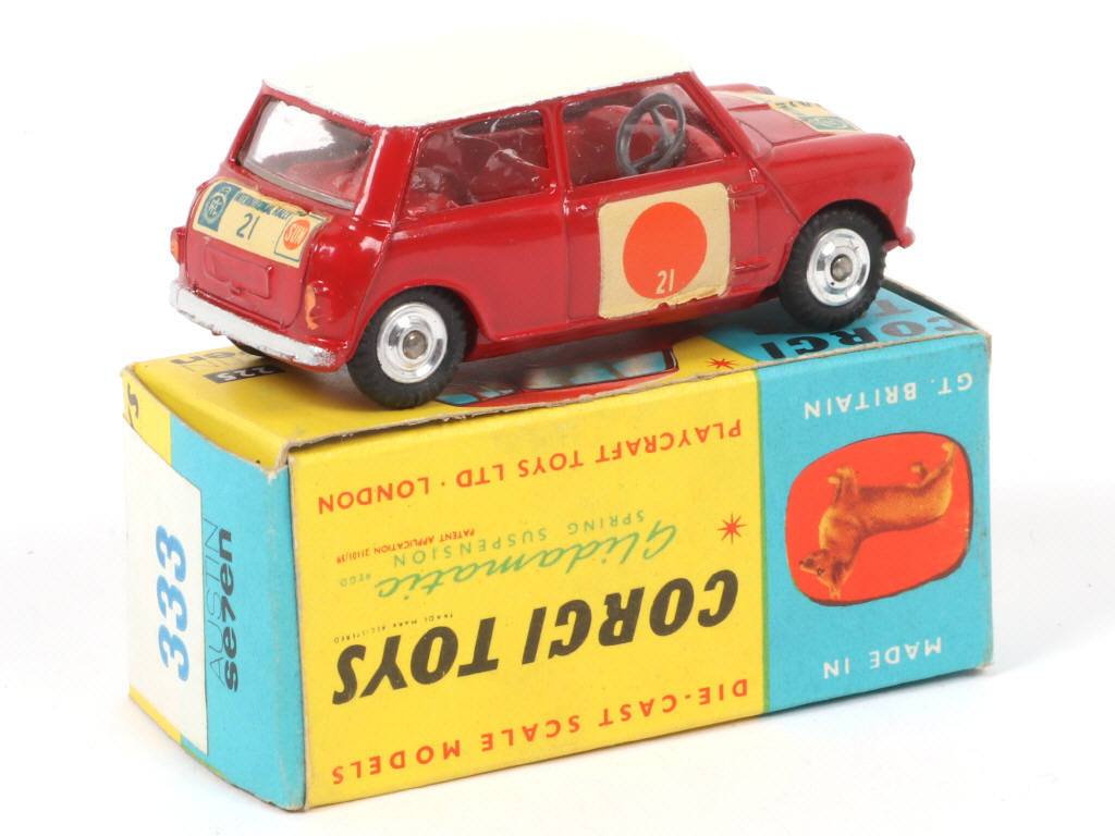 Lot 255 - CORGI TOYS (GB) (1)