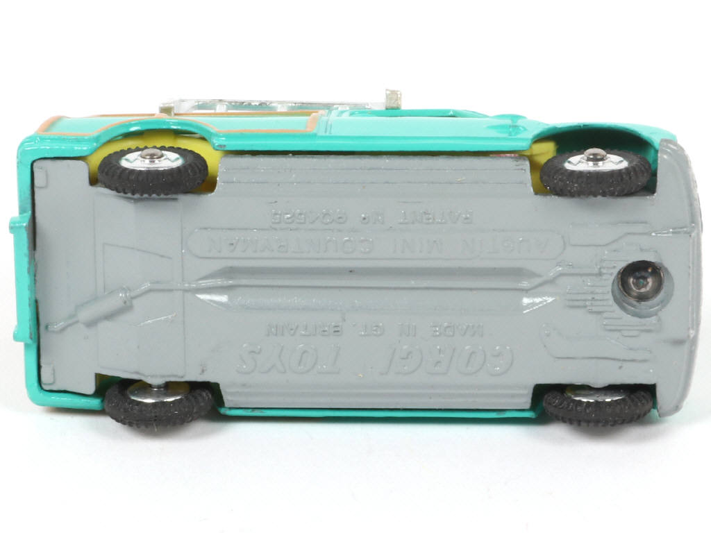 Lot 264 - CORGI TOYS (GB) (1)