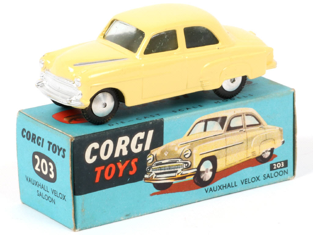 Lot 249 - CORGI TOYS (GB) (1)