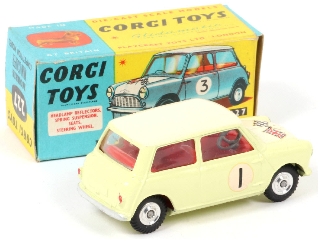 Lot 253 - CORGI TOYS (GB) (1)