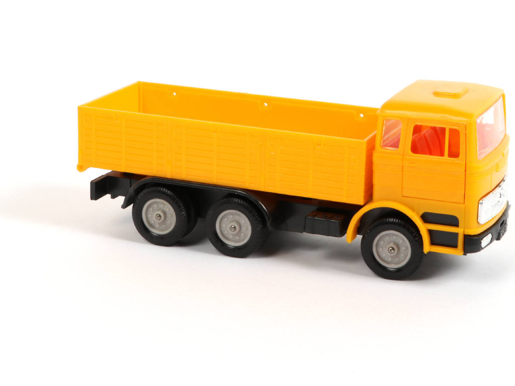 Lot 370 - NOREV (FRANCE) (1)