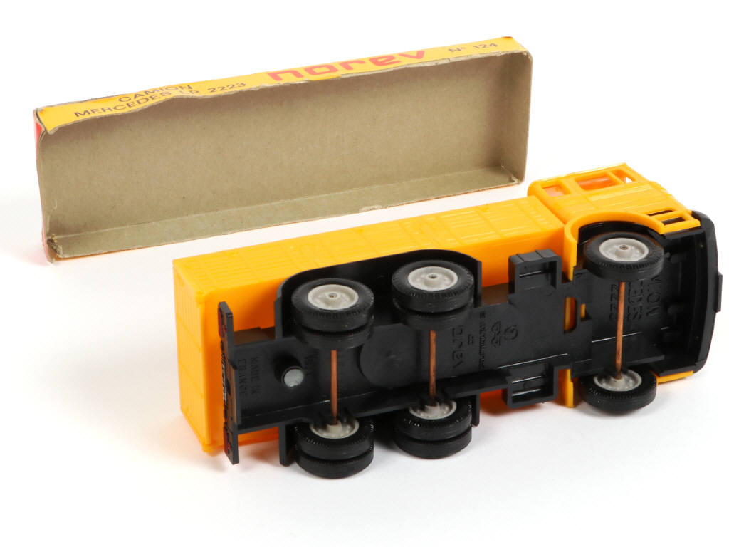 Lot 370 - NOREV (FRANCE) (1)