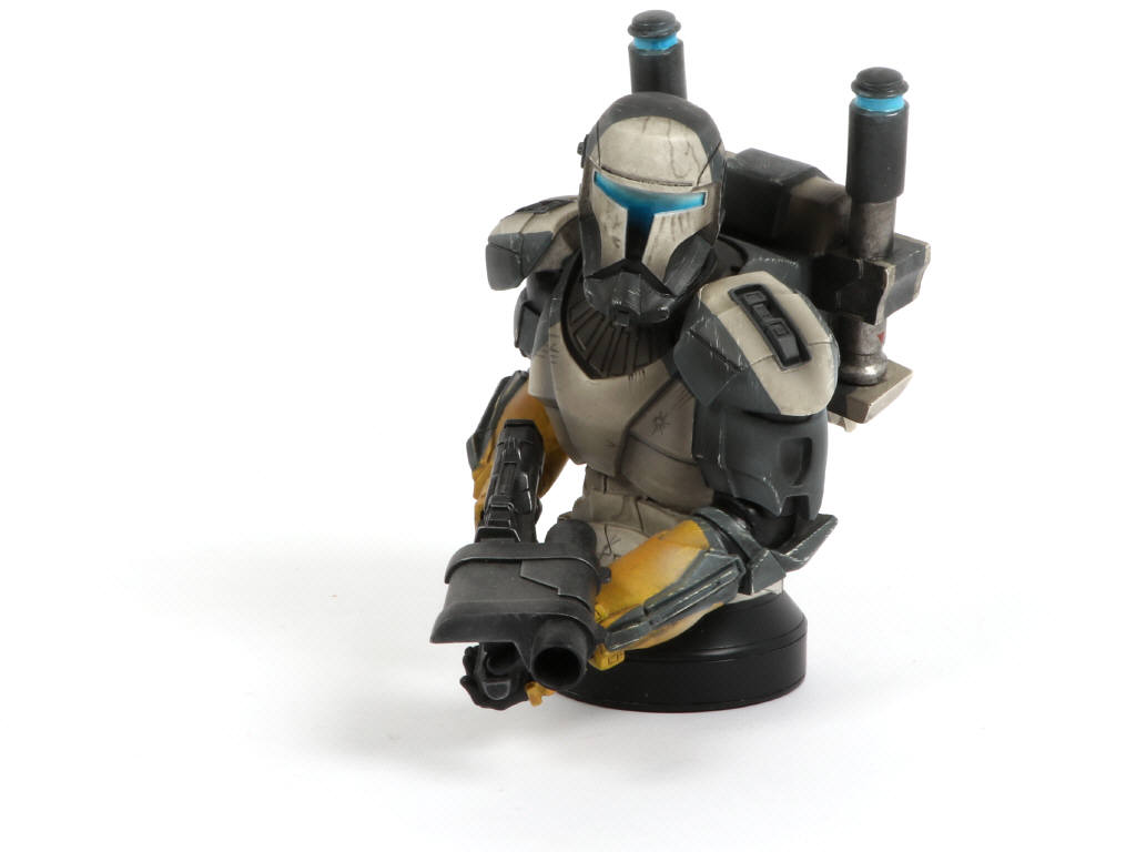 Lot 256 - GENTLE GIANT (CHINE) (1)