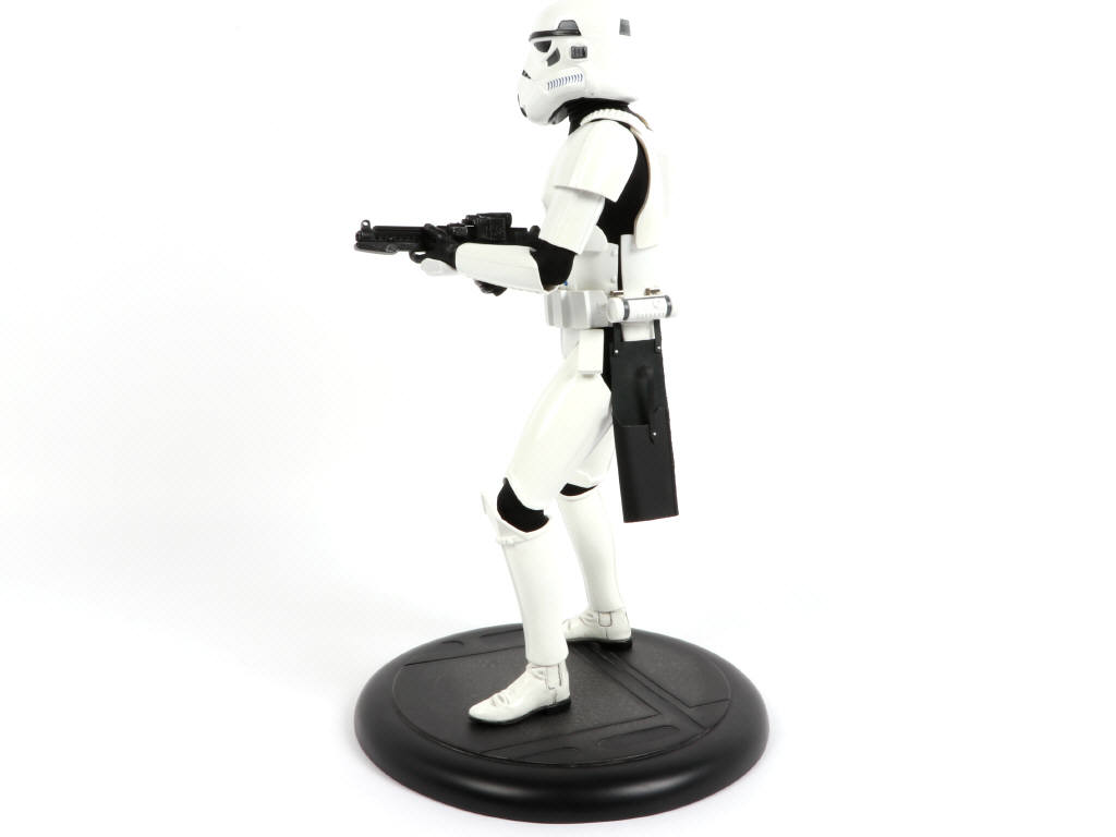 Lot 213 - SIDESHOW COLLECTIBLES (USA) (1)