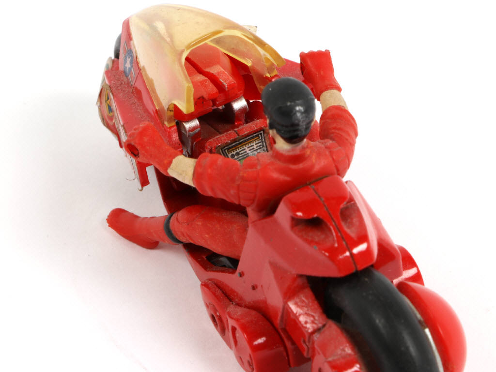 Lot 110 - BANDAI (THAILAND) (1)