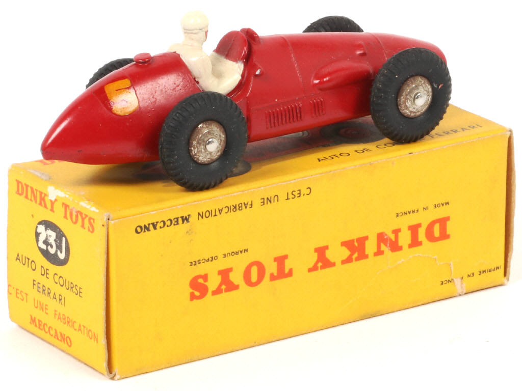 Lot 289 - DINKY TOYS (FRANCE) (1)