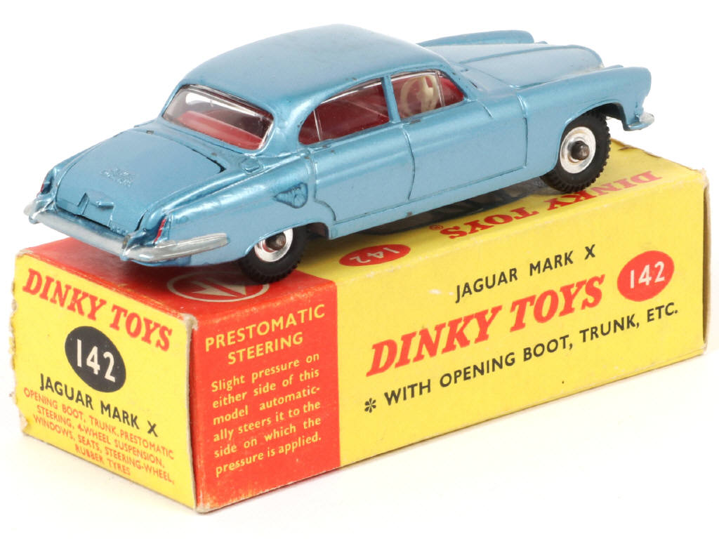Lot 269 - DINKY TOYS (GB) (1)