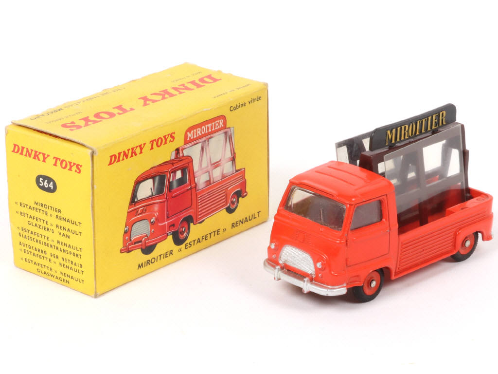 Lot 316 - DINKY TOYS (FRANCE) (1)