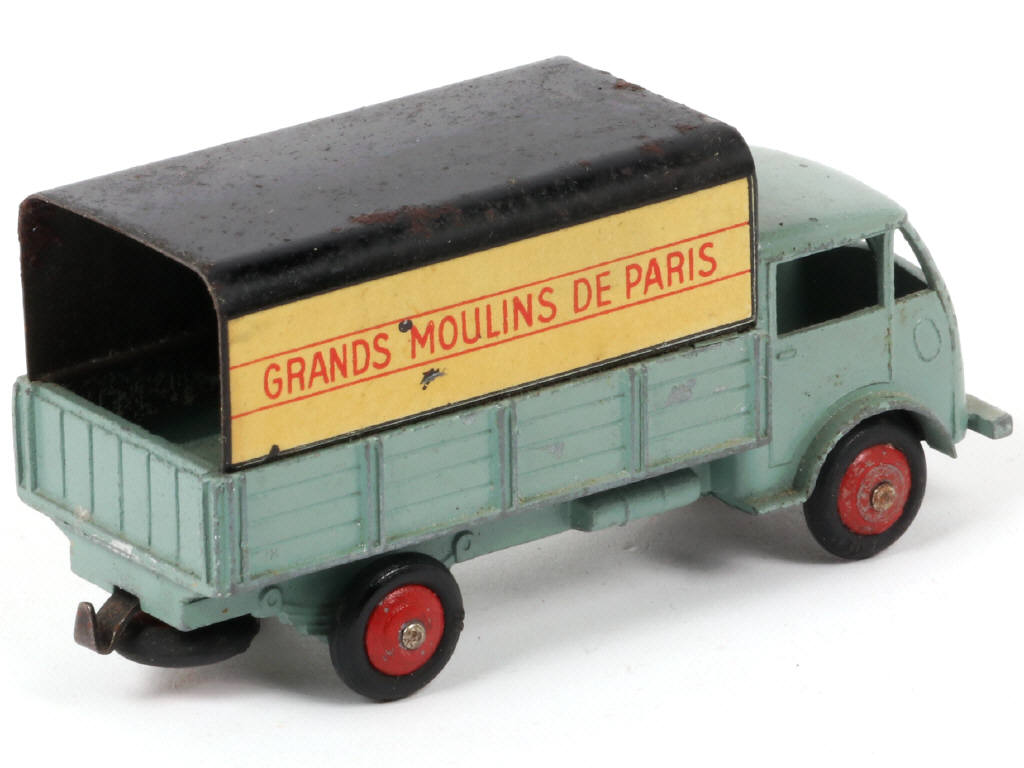 Lot 313 - DINKY TOYS (FRANCE) (1)