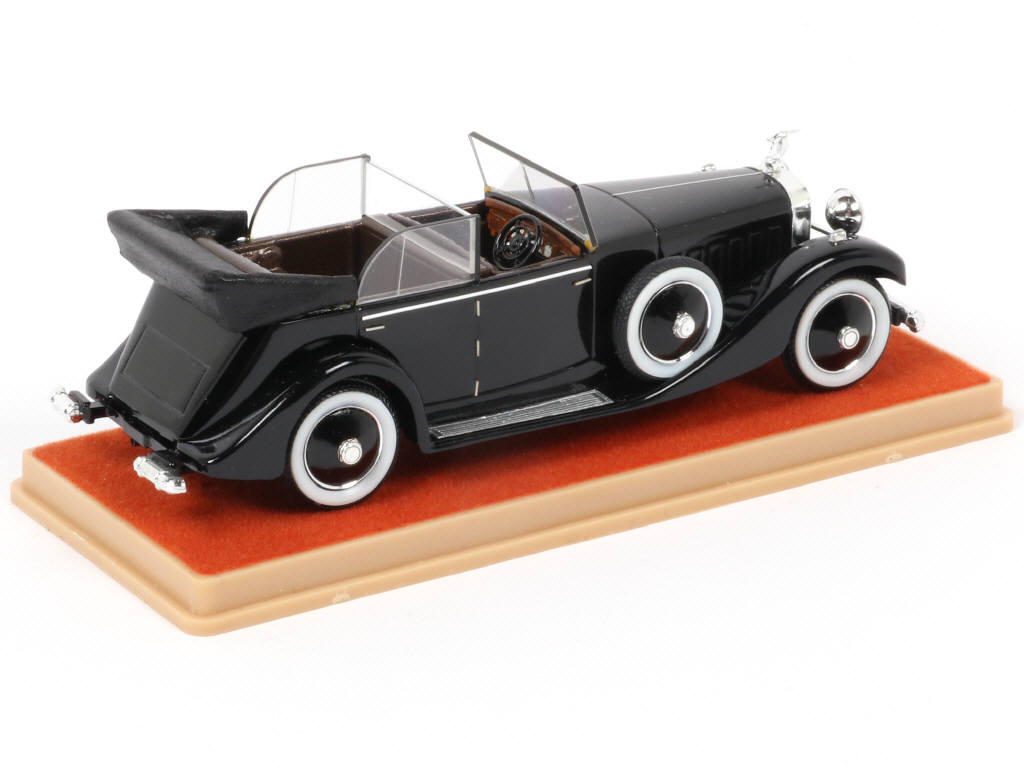 Lot 208 - ELEGANCE (FRANCE) (1)