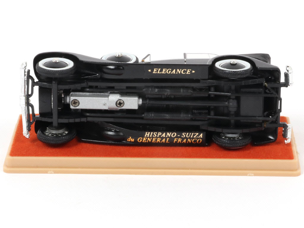 Lot 208 - ELEGANCE (FRANCE) (1)