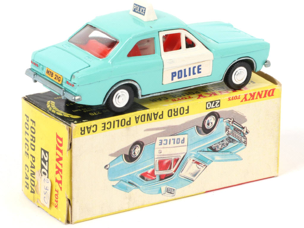 Lot 274 - DINKY TOYS (GB) (1)