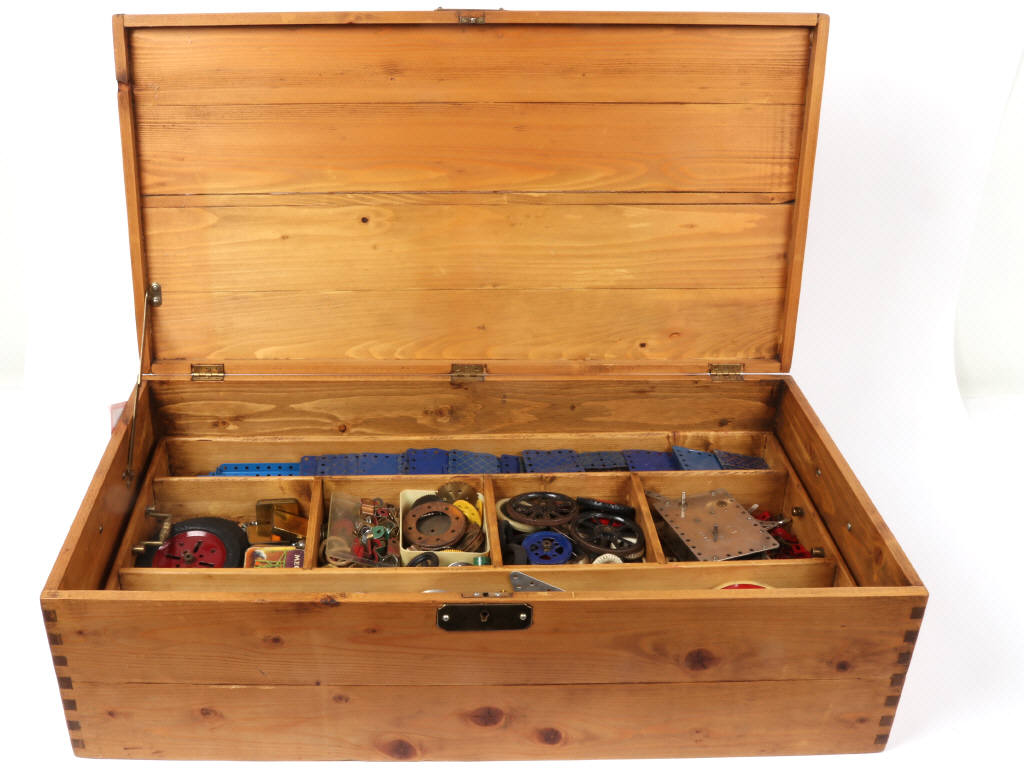 Lot 7 - MECCANO (FRANCE) (1)