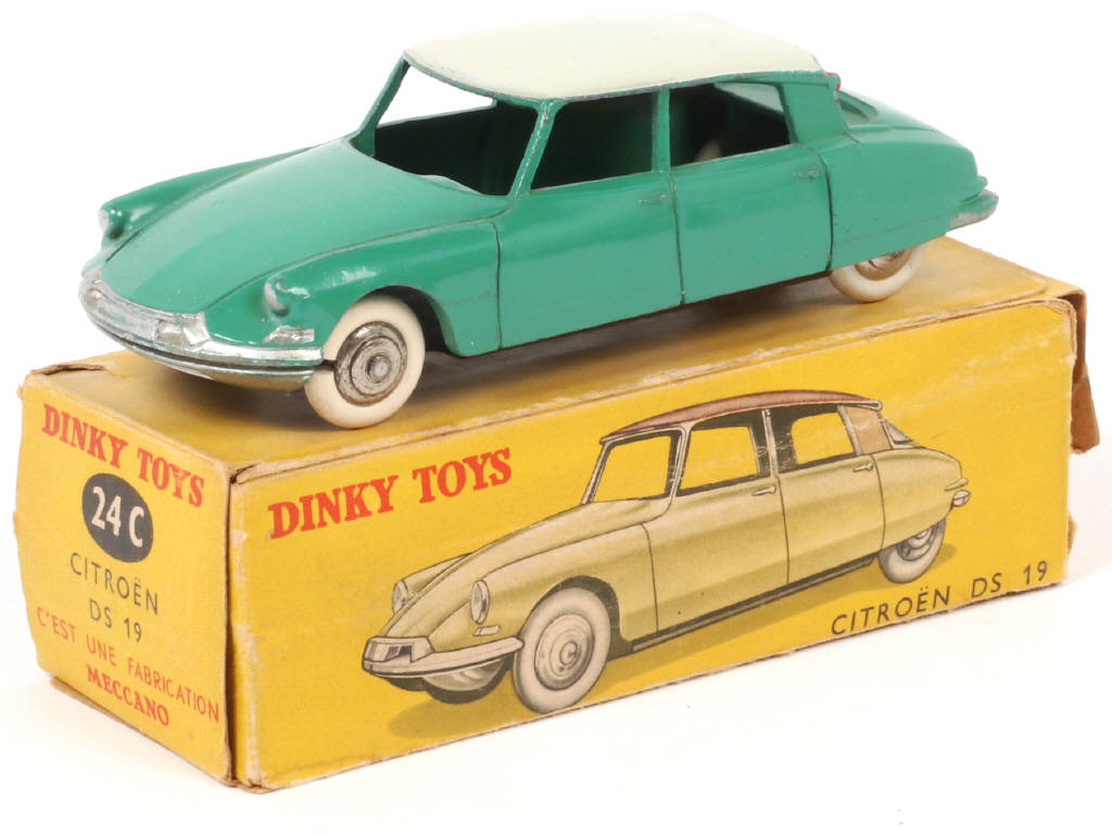 Lot 290 - DINKY TOYS (FRANCE) (1)