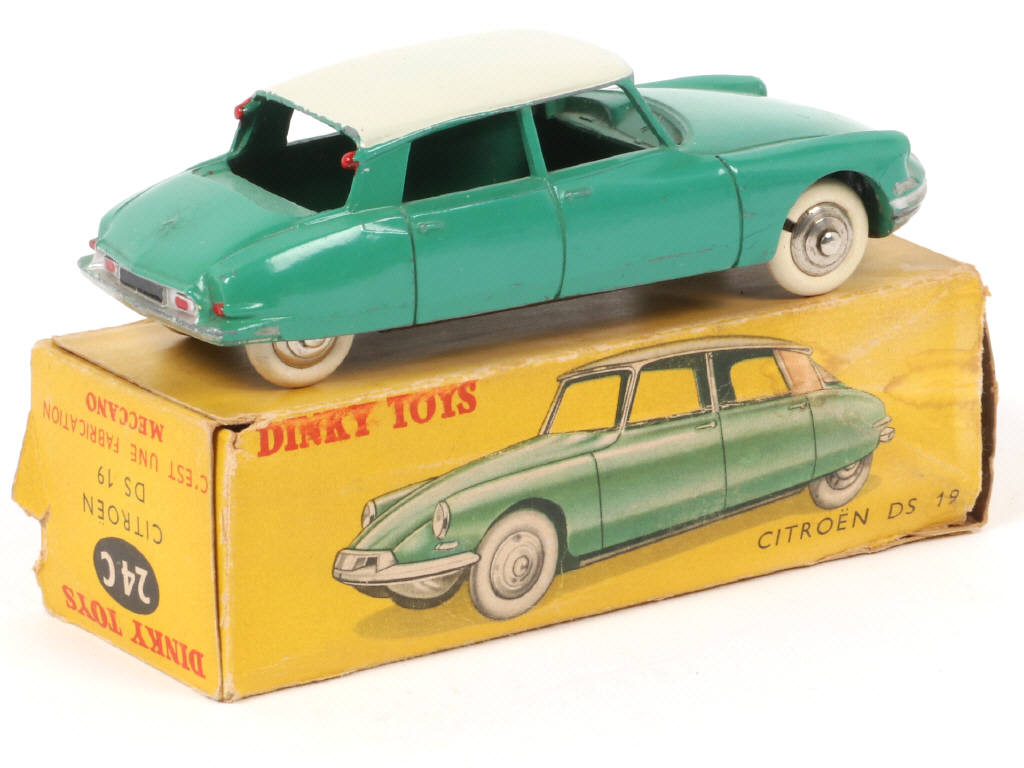Lot 290 - DINKY TOYS (FRANCE) (1)