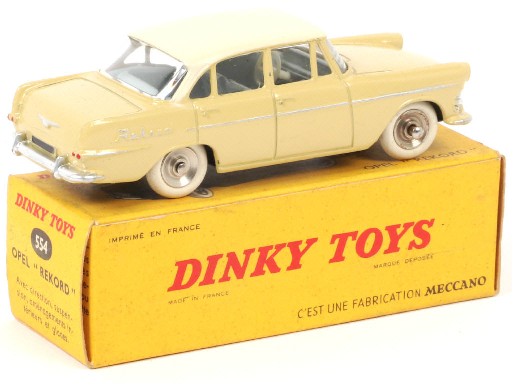 Lot 312 - DINKY TOYS (FRANCE) (1)