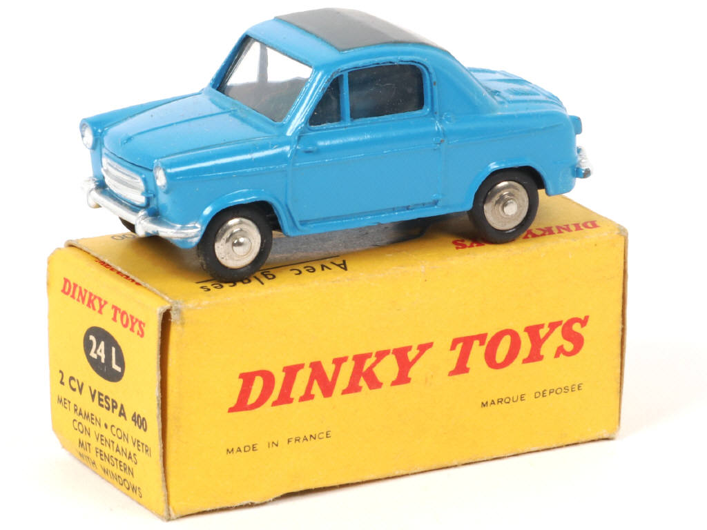 Lot 309 - DINKY TOYS (FRANCE) (1)