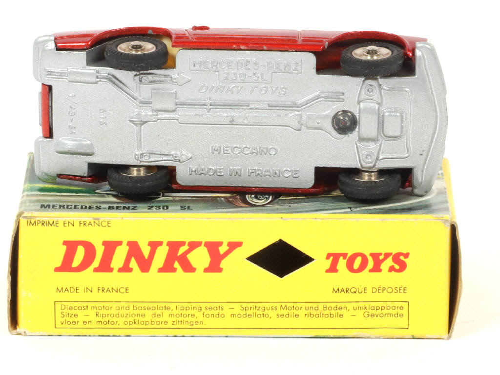 Lot 318 - DINKY TOYS (FRANCE) (1)