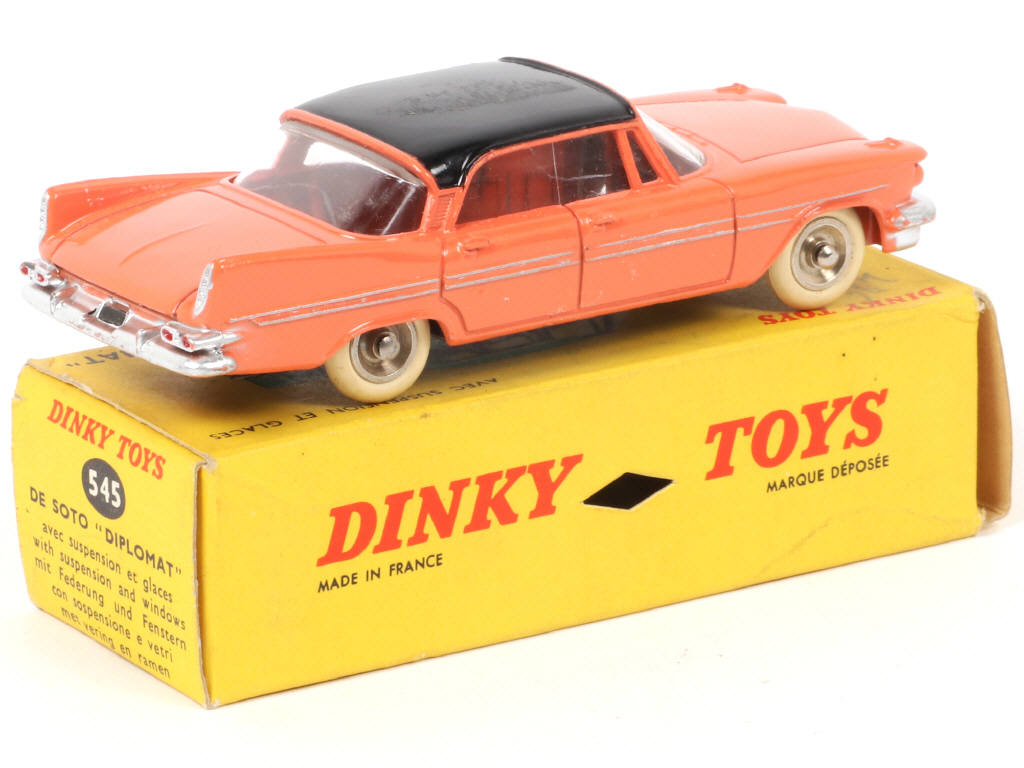 Lot 310 - DINKY TOYS (FRANCE) (1)